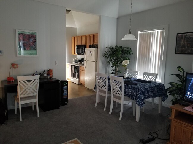 Ashwood Apartments Columbia Mo Apartments Com