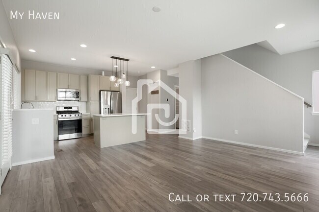 Foto del edificio - 1473 W 67th Ave