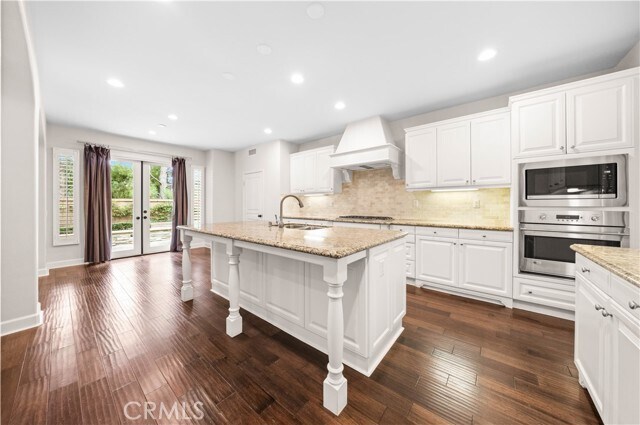 Building Photo - 23 White Sage