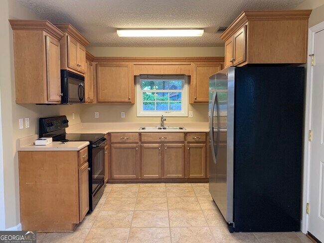 Foto del edificio - 207 Ridgemont Ct