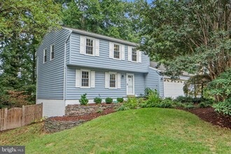 Building Photo - 6361 Woodland Ridge Ct