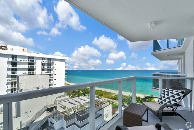Building Photo - 2401 Collins Ave