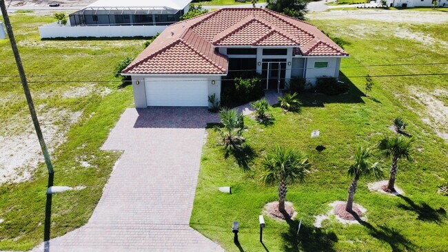 Photo - 1324 Old Burnt Store Rd N House