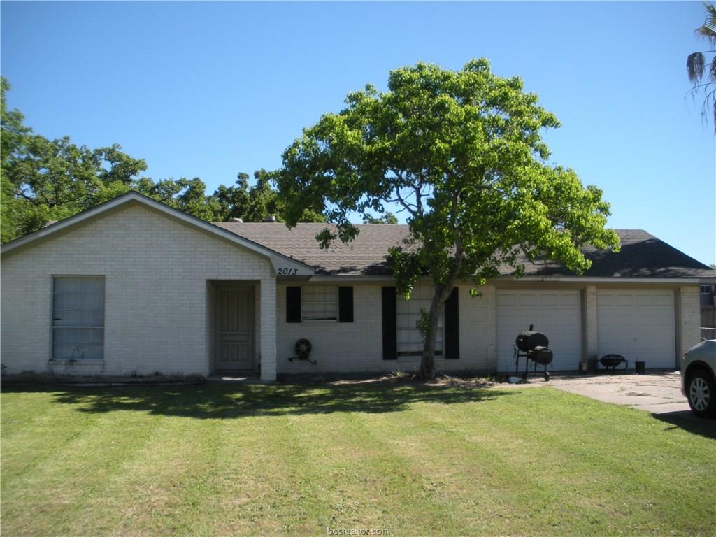 2013 Southwood Dr, College Station, TX 77840 House for Rent in
