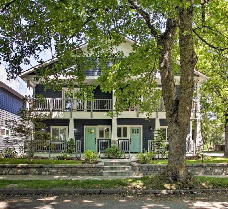 Primary Photo - 723 Coeur D Alene Ave