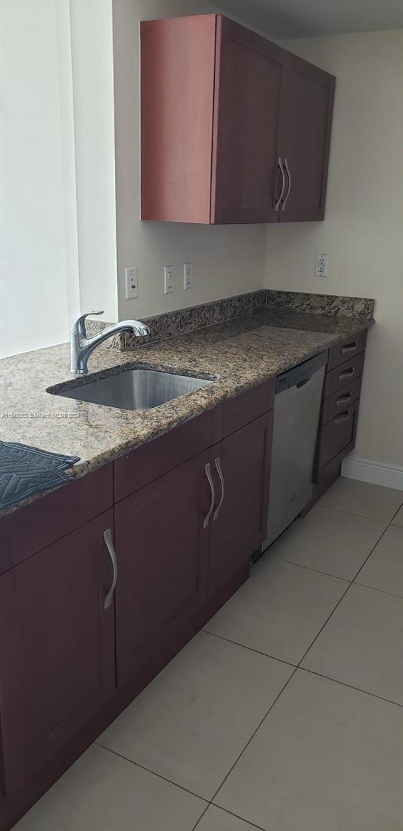 Building Photo - 7275 SW 90th Way
