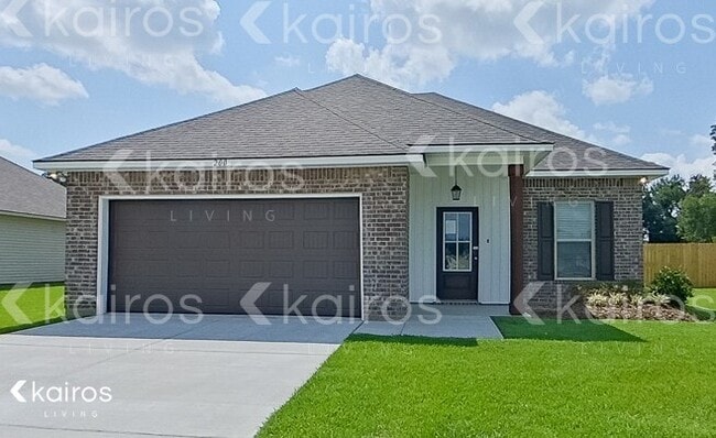 Building Photo - 200 Carencro St