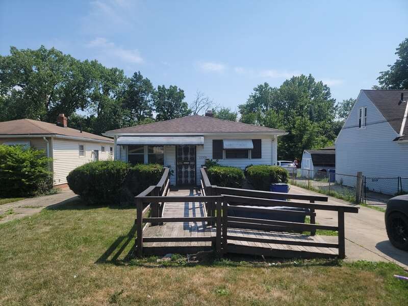 Primary Photo - 17006 S Miles Rd
