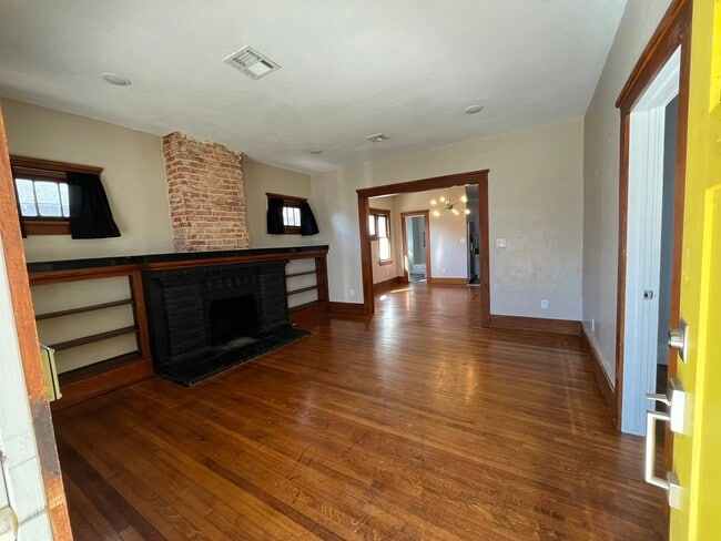 Building Photo - 115 NW 29th St