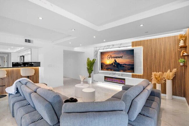 Foto del edificio - 468 Golden Isles Dr