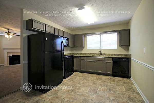 Building Photo - 1630 Boxcar Pl NE