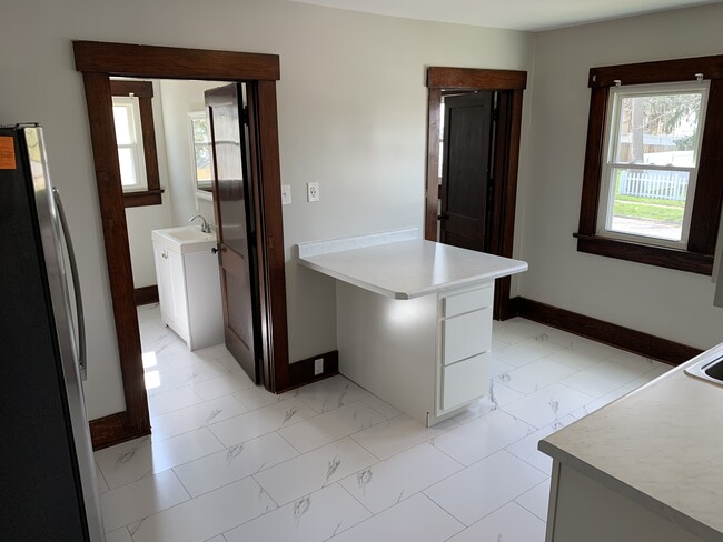 Kitchen - 1 Pearson Ct