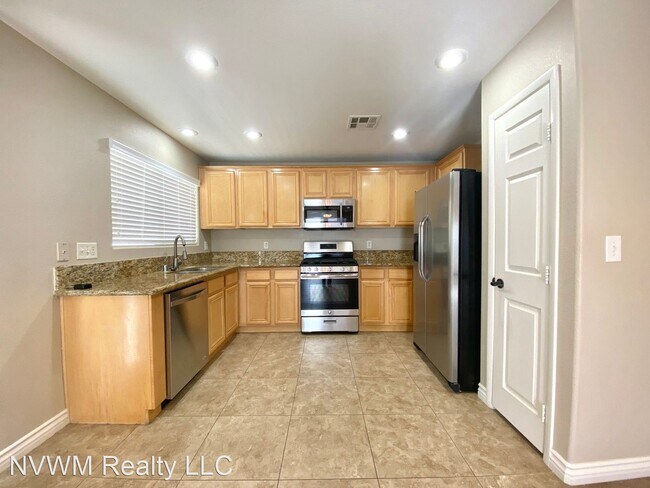 Foto del edificio - 3 br, 2 bath House - 9545 Colorado Blue St