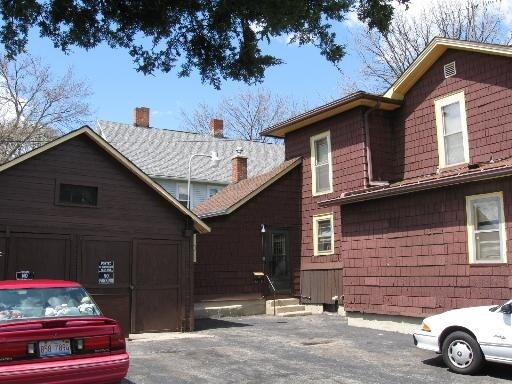 Building Photo - 354 Spruce St