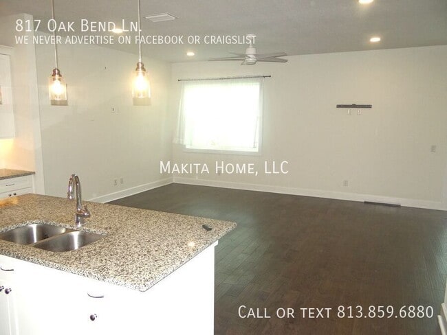 Building Photo - 817 Oak Bend Ln