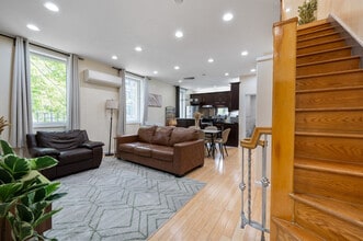 Building Photo - 318 E 62nd St