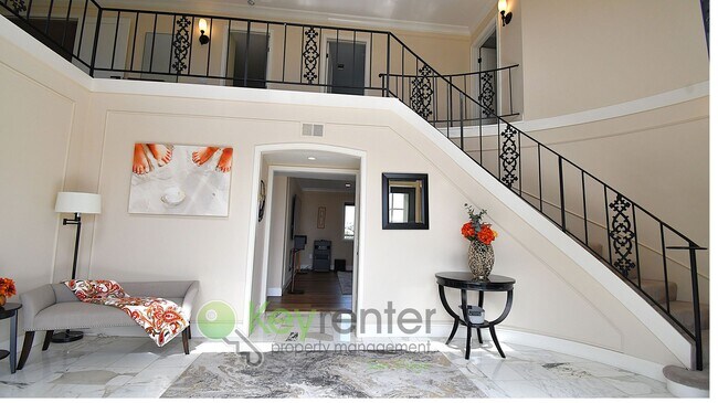 Foto del edificio - Point Loma |Endless Panoramic View of the Bay| Cul-de-sac