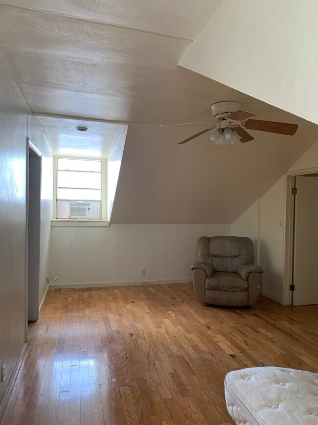 3210 N 77 Sunshine Strip Unit A, Harlingen, TX 78550 3210 N 77