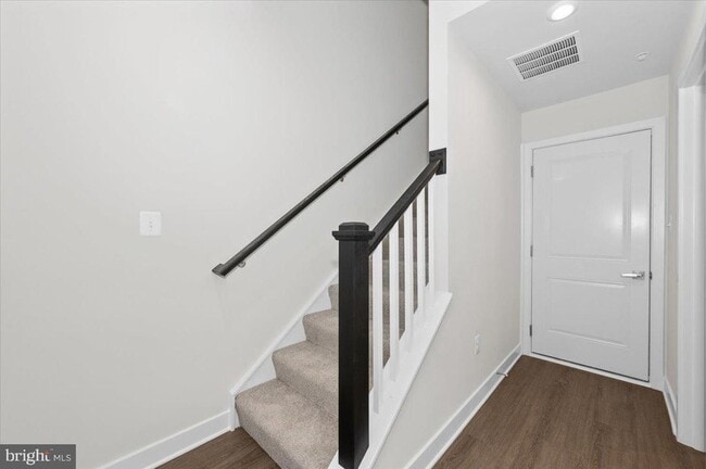 Foto del edificio - 19822 Habitat Ter