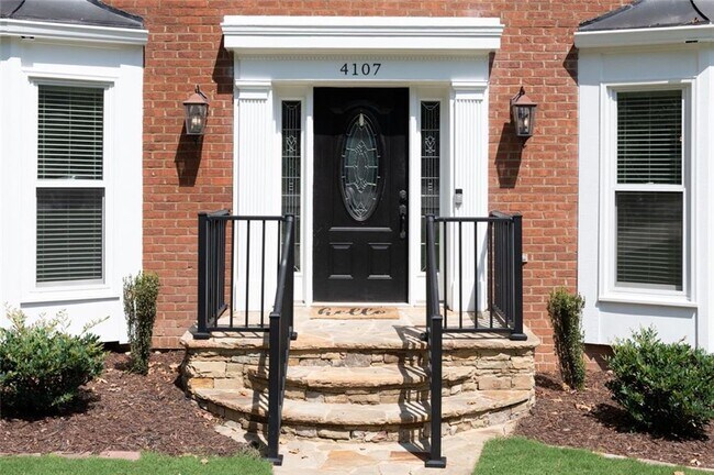 Building Photo - 4107 Orchard Knl