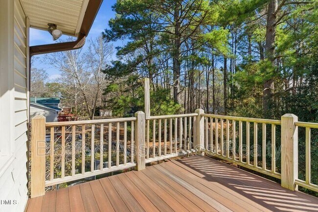 Building Photo - 1200 Boxwood Ln