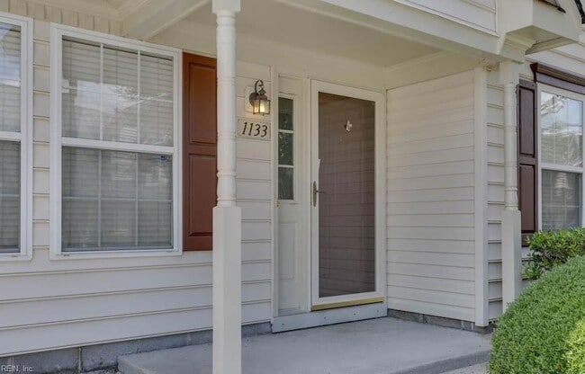 Building Photo - 1133 Lady Ashley Dr
