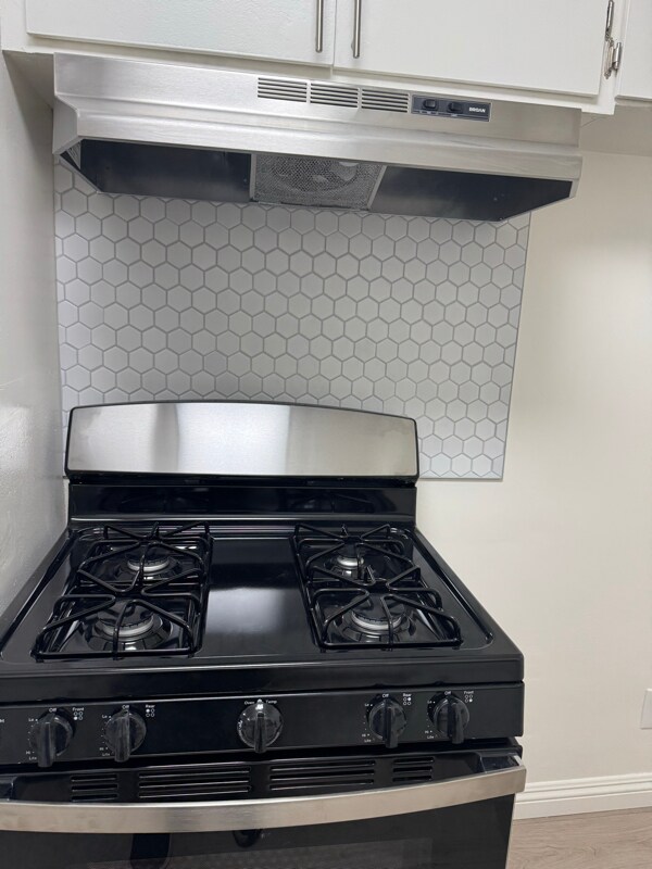 Foto del edificio - 18935 Sherman Way