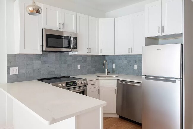 Foto del edificio - 157 5th Ave