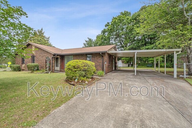 Building Photo - 4537 Shawnee Dr