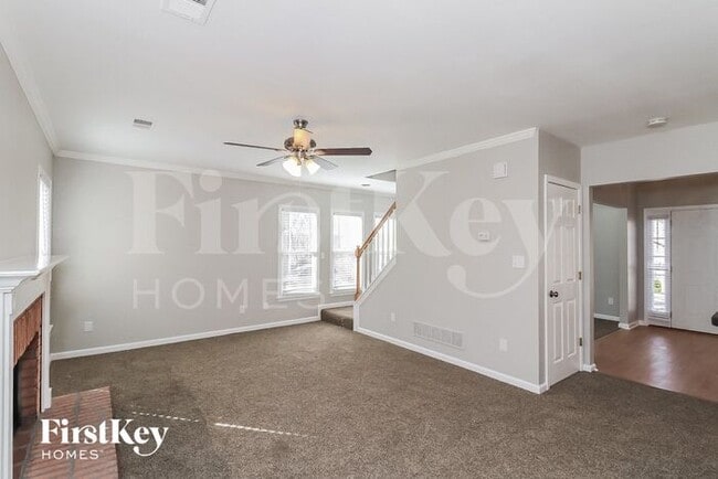 Building Photo - 315 Horseshoe Bend