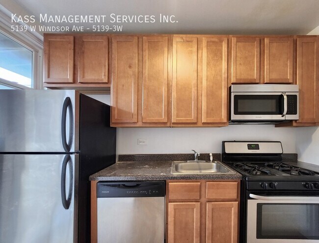 Foto del edificio - 5139 W Windsor Ave