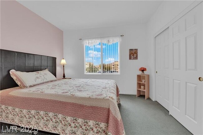 Foto del edificio - 7123 S Durango Dr