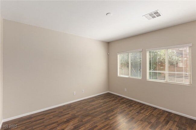 Building Photo - 5492 Mercury Springs Dr