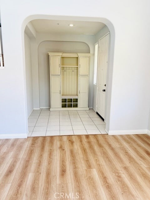 Foto del edificio - 1420 Lovat Ct