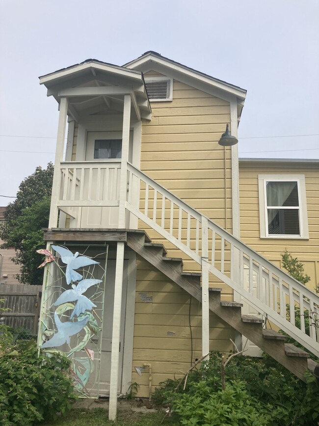 Foto del edificio - 1202 Winnie St