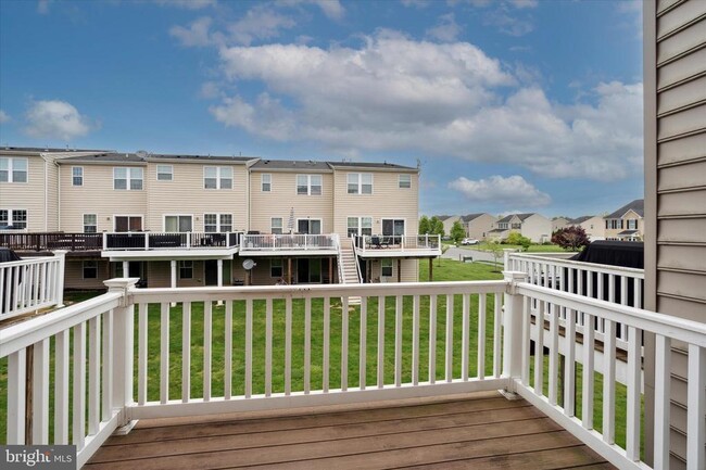 Building Photo - 103 Sandpiper Ct