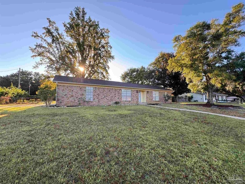 Foto principal - 6406 Antietam Dr