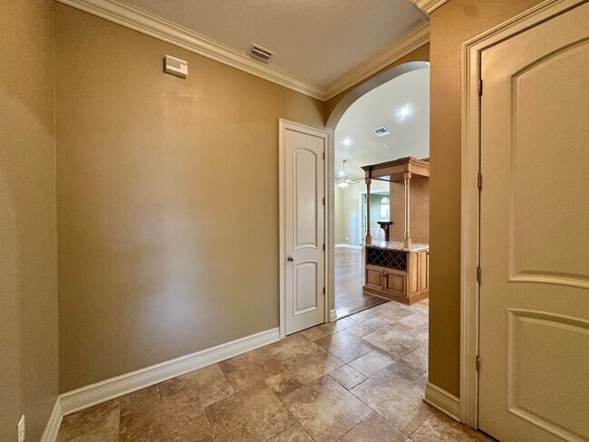 Foto del edificio - Spacious Haile Plantation Apartment – 3BR/...