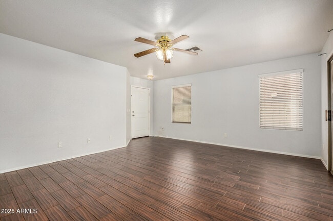 Foto del edificio - 8218 W Superior Ave