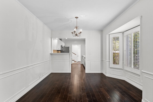 Building Photo - 4242 Van Nuys Blvd