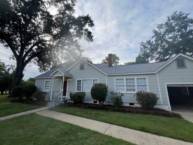 Building Photo - 53 Cedar Knl
