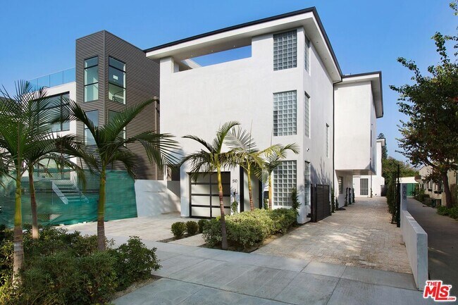 Foto del edificio - 508 N Sweetzer Ave