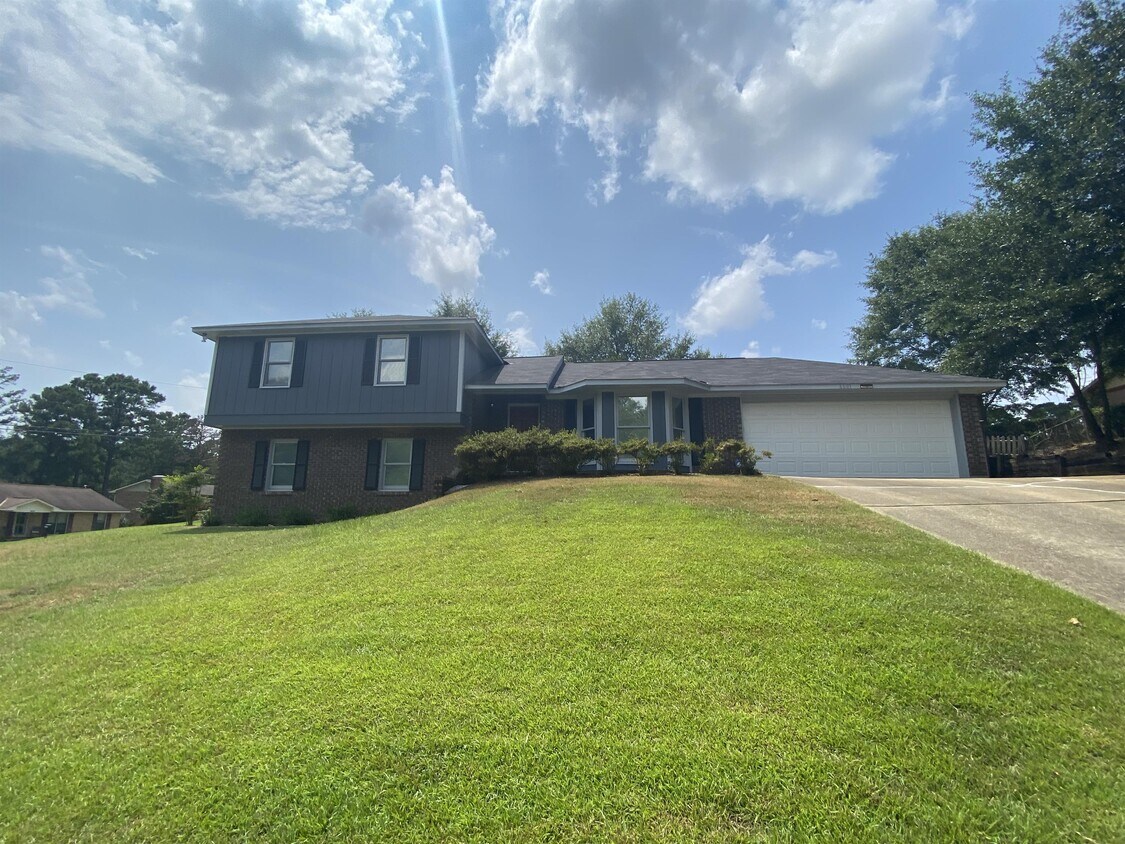 6601 Lorna Dr, Columbus, GA 31909 House for Rent in Columbus, GA