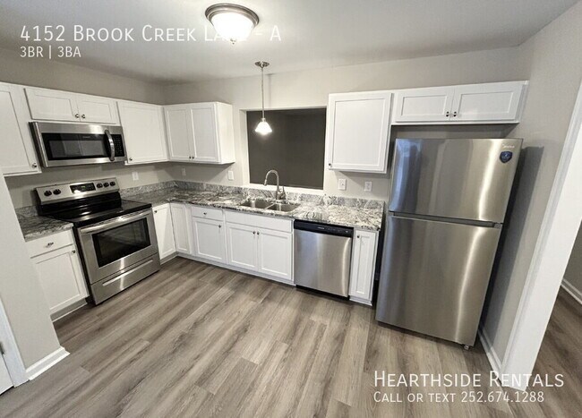 Foto del edificio - 4152 Brook Creek Ln