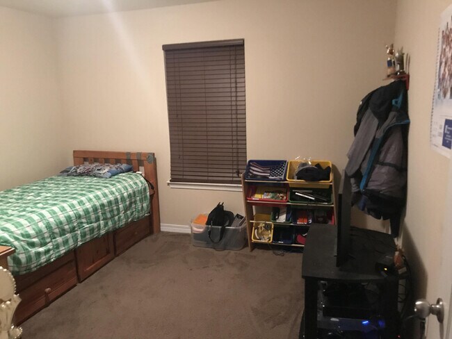 Foto del edificio - 8173 Verdura St