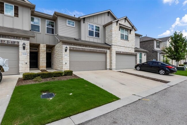 Building Photo - 17200 Crane Fly Dr