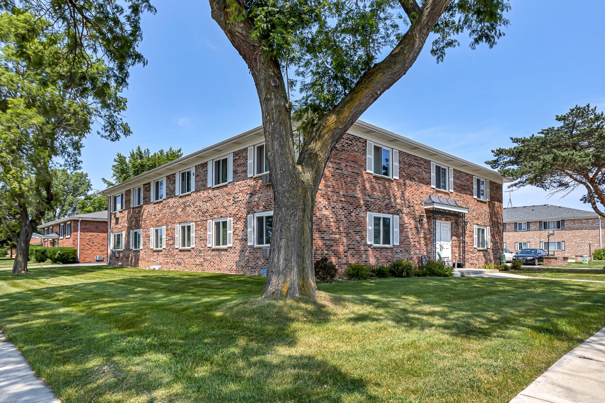 260 Main St Unit 203, Belgium, WI 53004 Apartments Belgium, WI