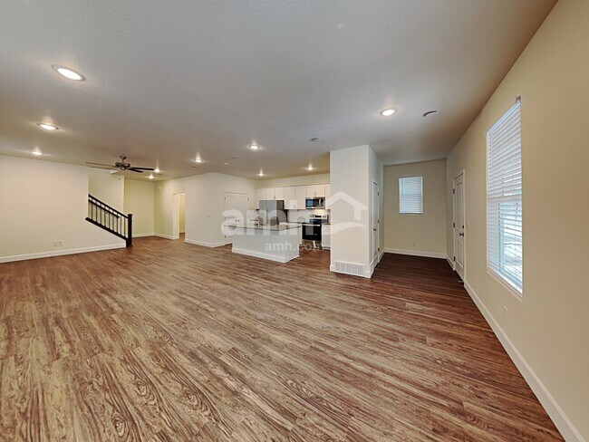 Building Photo - 6099 W Copper Hawk Dr