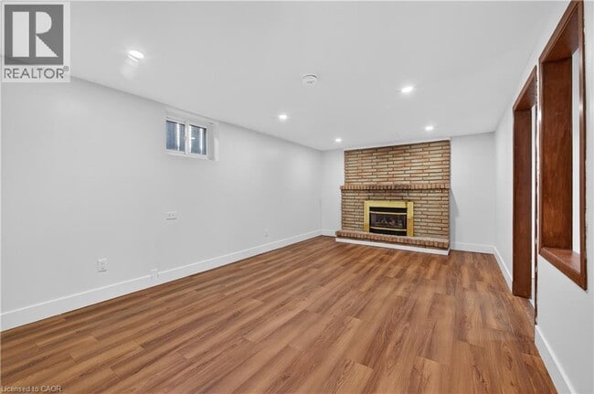Building Photo - 369 Berkindale Dr