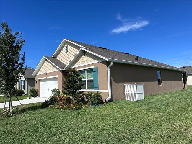 Building Photo - 3756 Botanical Wy
